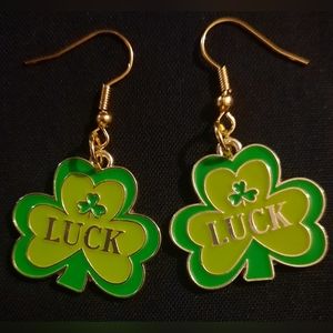 NWOT handmade St Patrick's Day earrings Saint Patties